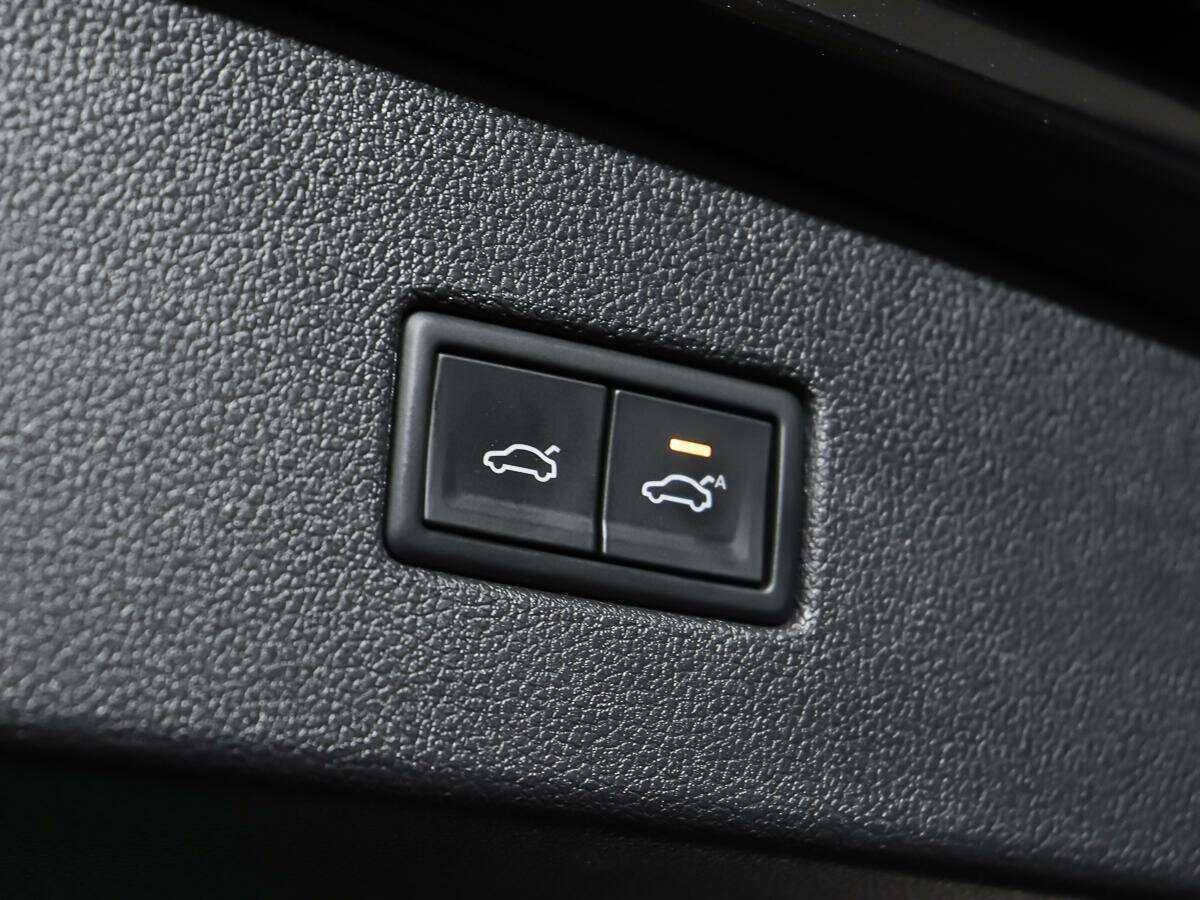 Купить Volkswagen Tiguan, 2020, 70 446 км.. Фото: #16