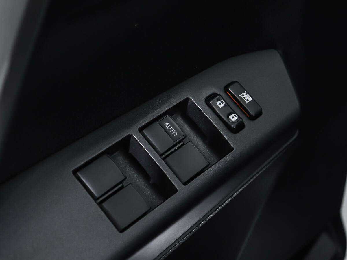 Купить Toyota RAV4, 2019, 119 238 км.. Фото: #18