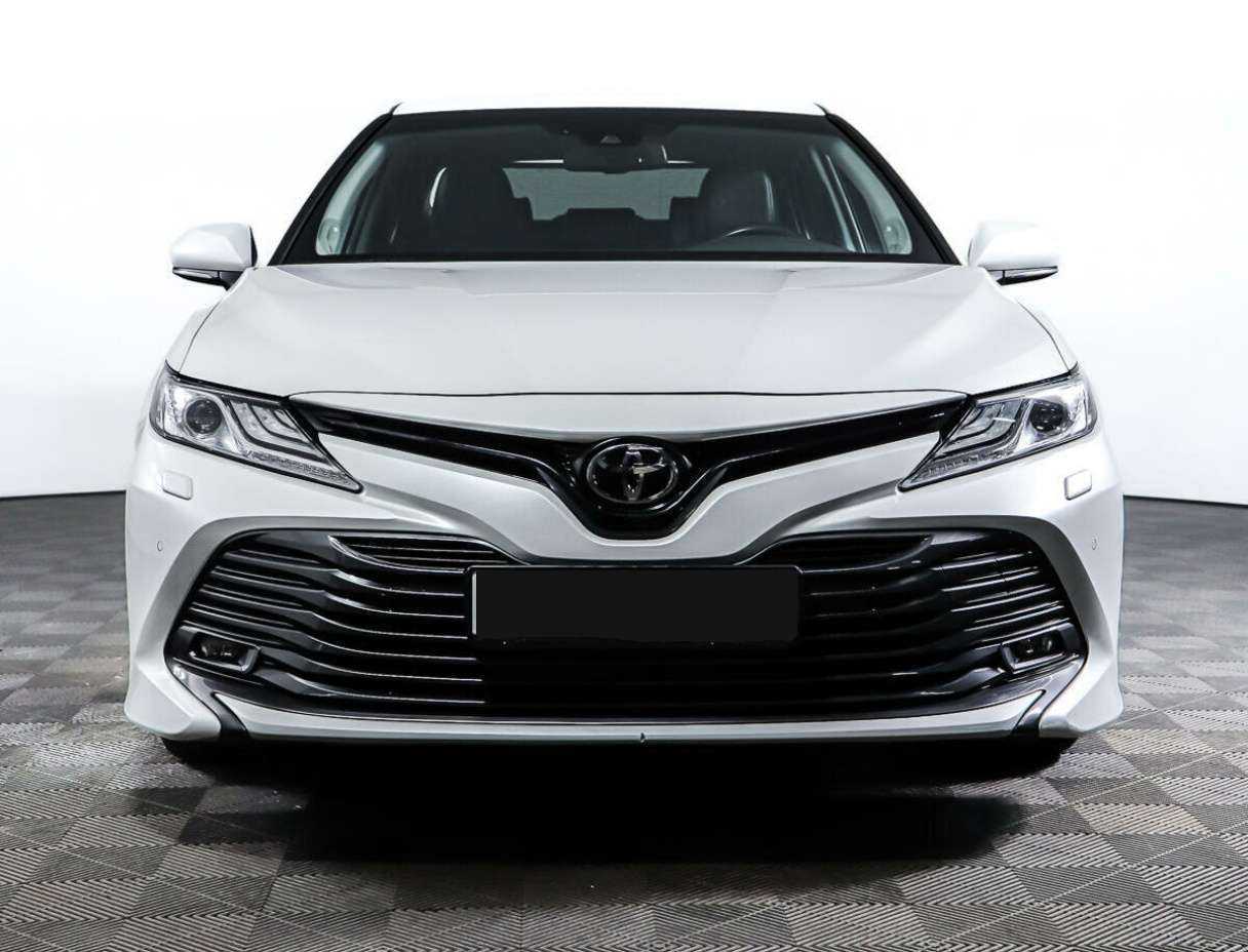 Купить Toyota Camry, 2020, 45 166 км.. Фото: #1
