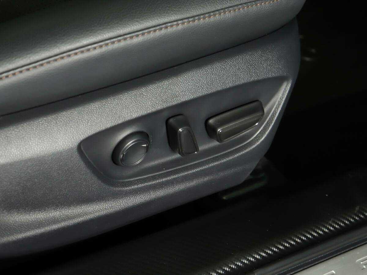 Купить Toyota Camry, 2020, 45 166 км.. Фото: #12