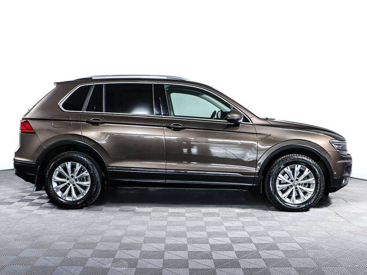 Купить Volkswagen Tiguan, 2018, 90 642 км.. Фото: #3