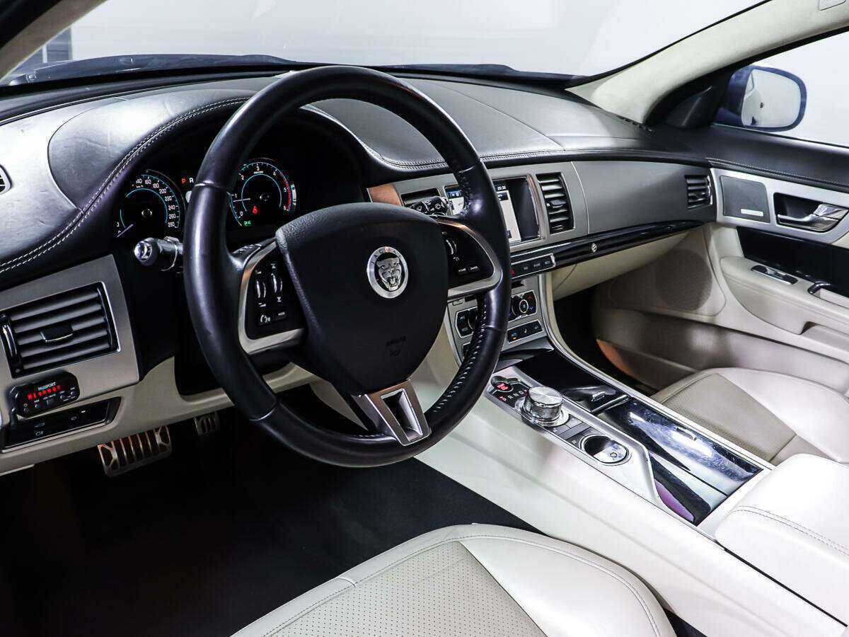 Купить Jaguar XF, 2012, 131 996 км.. Фото: #12