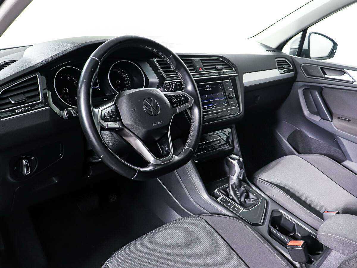 Купить Volkswagen Tiguan, 2020, 77 812 км.. Фото: #11