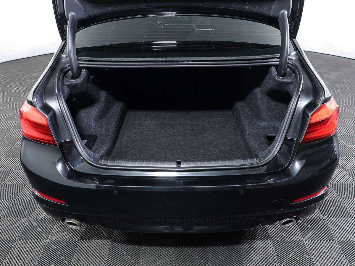 Купить BMW 5 серии, 2017, 223 406 км.. Фото: #9