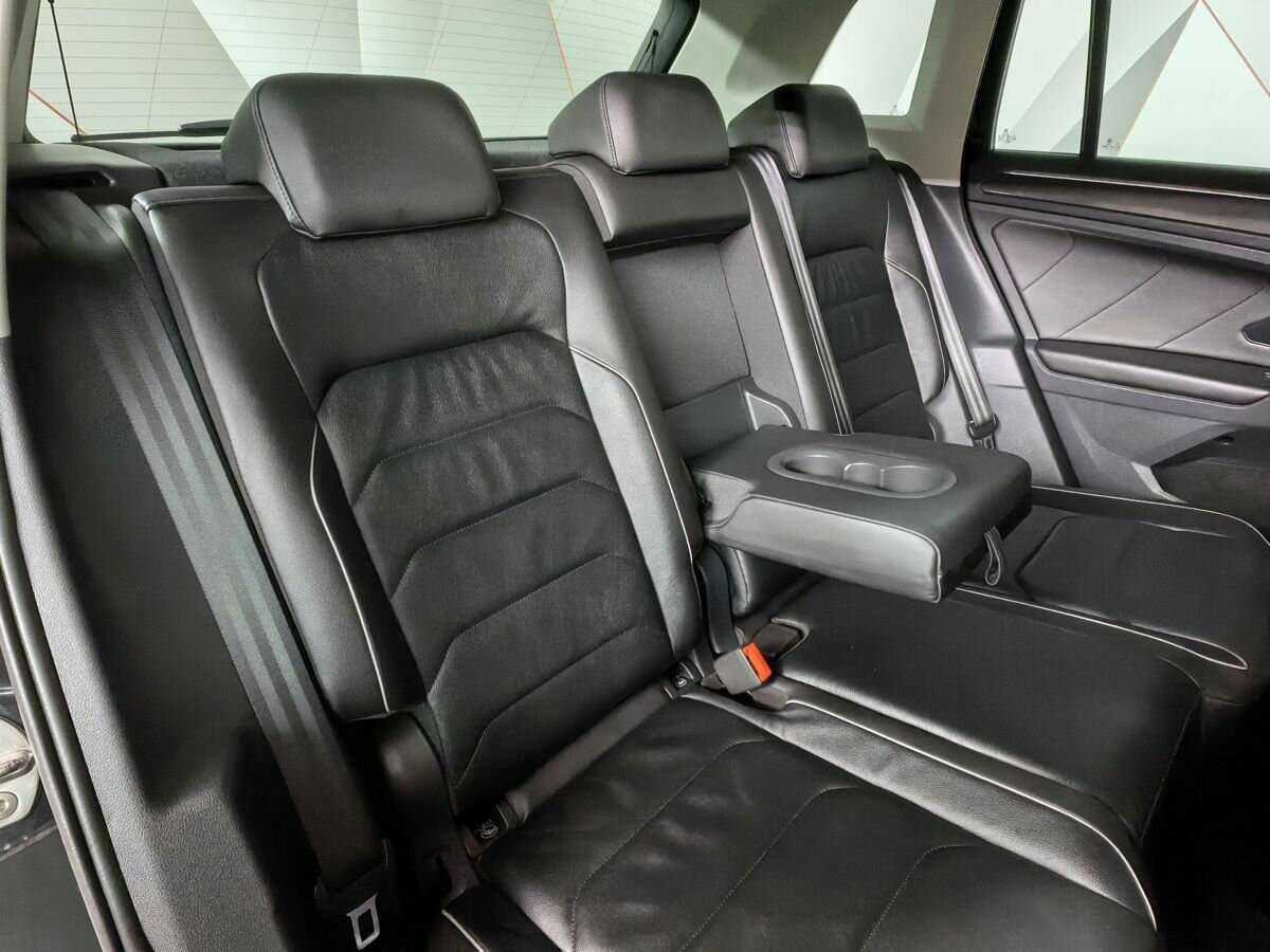 Купить Volkswagen Tiguan, 2018, 73 874 км.. Фото: #10