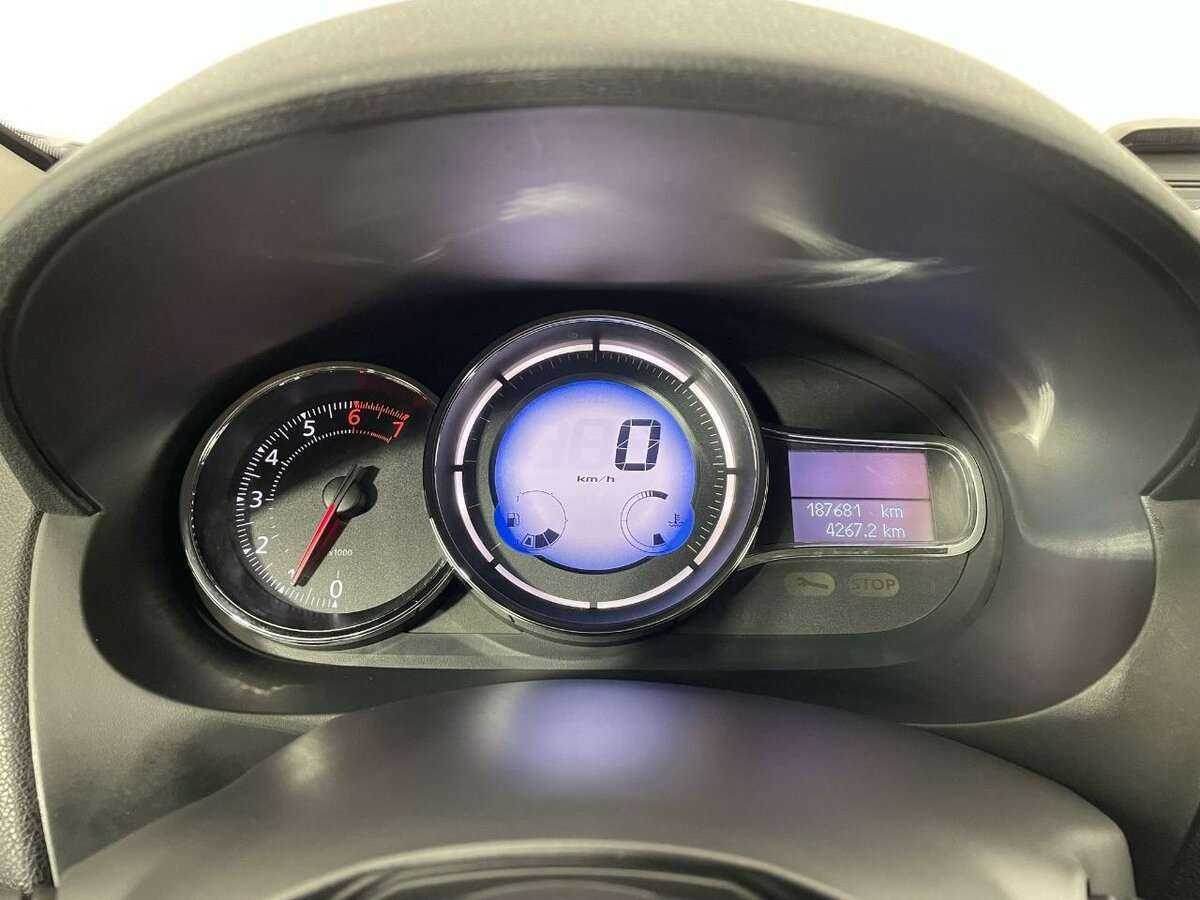 Купить Renault Fluence, 2015, 187 681 км.. Фото: #10