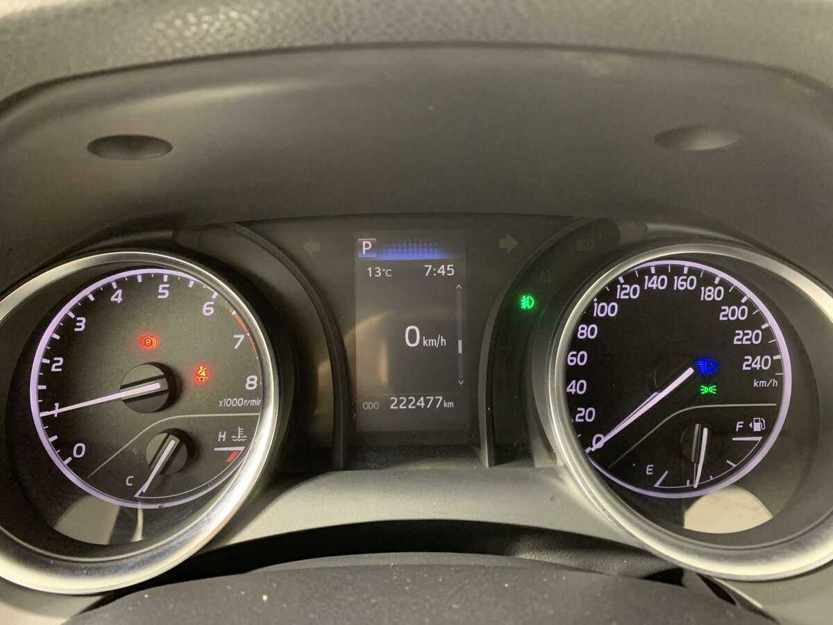 Купить Toyota Camry, 2020, 211 001 км.. Фото: #10