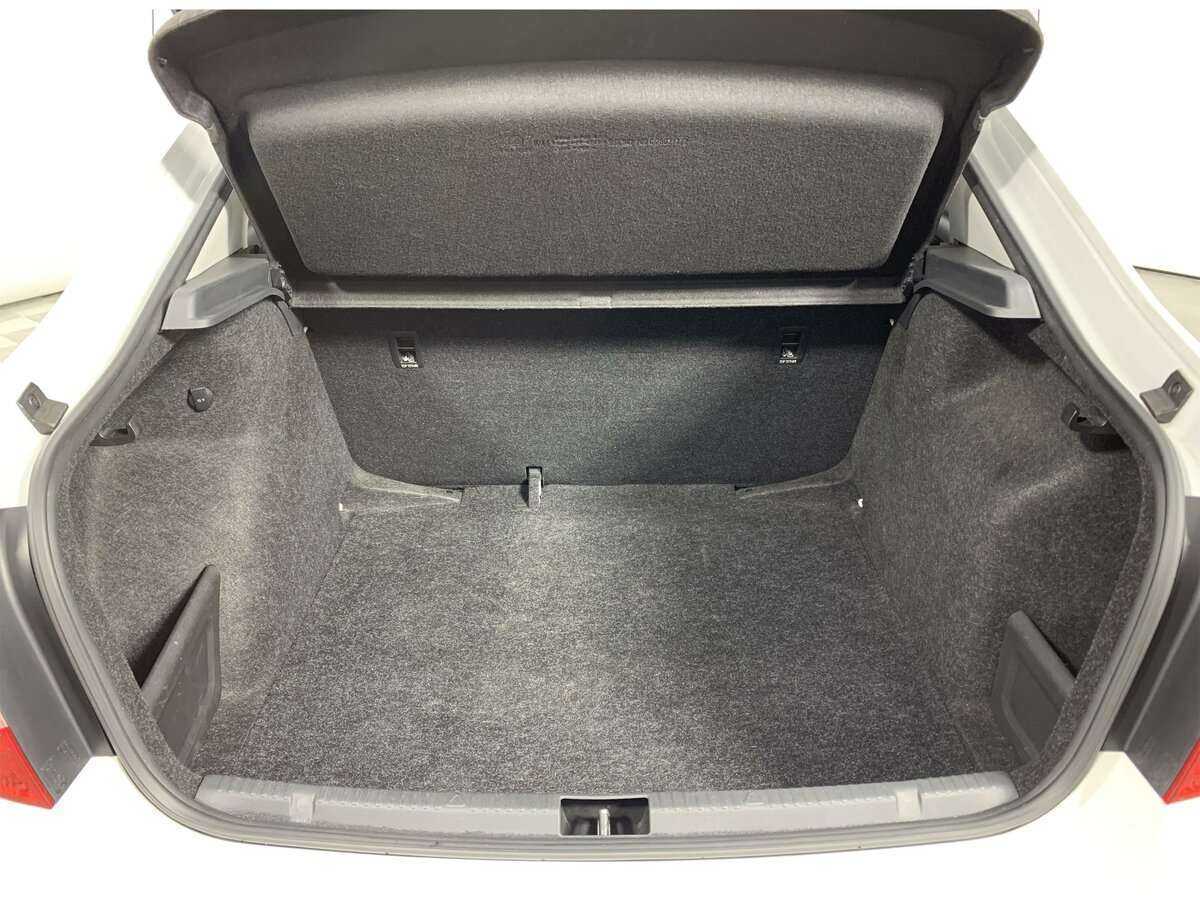 Купить Шкода Рапид, 2017, 110 123 км.. Фото: #9