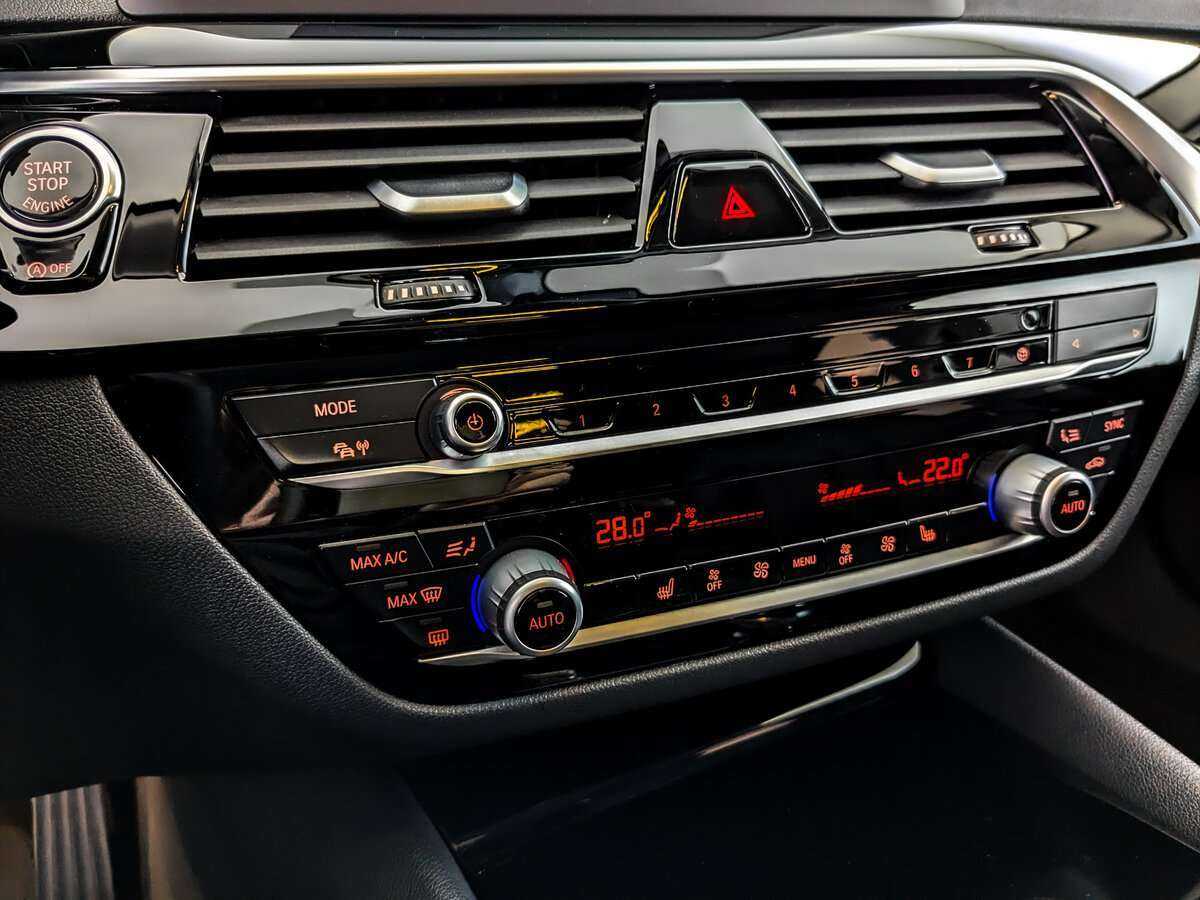 Купить BMW 5 серии, 2018, 266 277 км.. Фото: #21