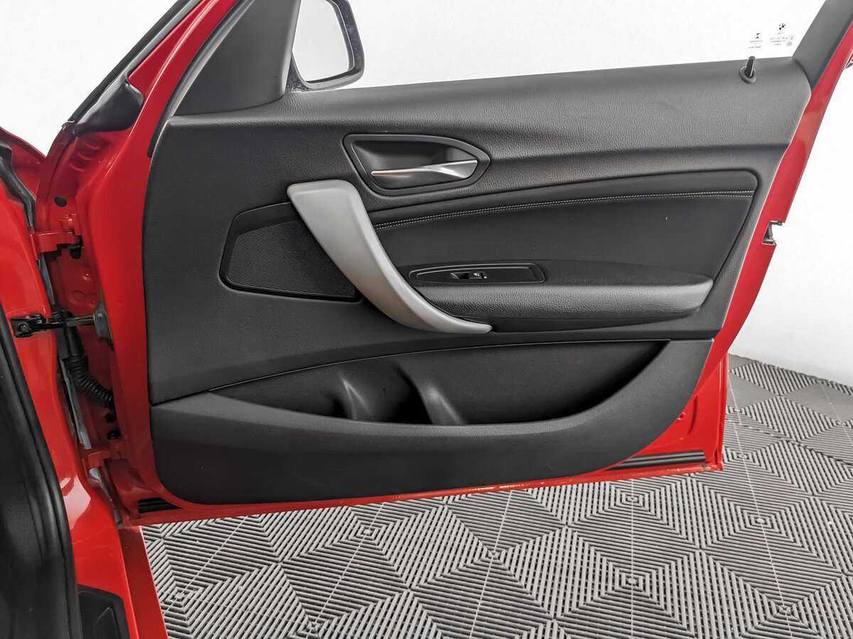 Купить BMW 1 серии, 2017, 72 778 км.. Фото: #19