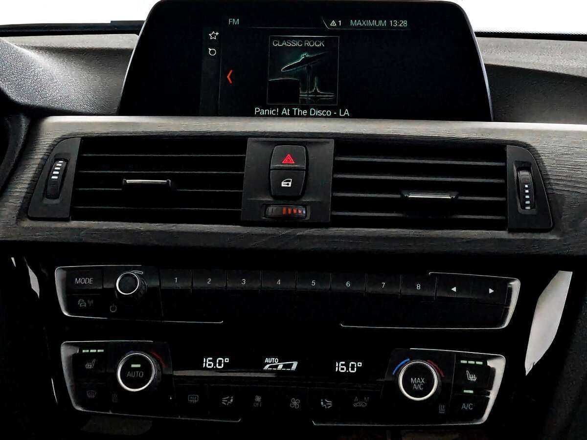 Купить BMW 3 серии, 2019, 105 719 км.. Фото: #11