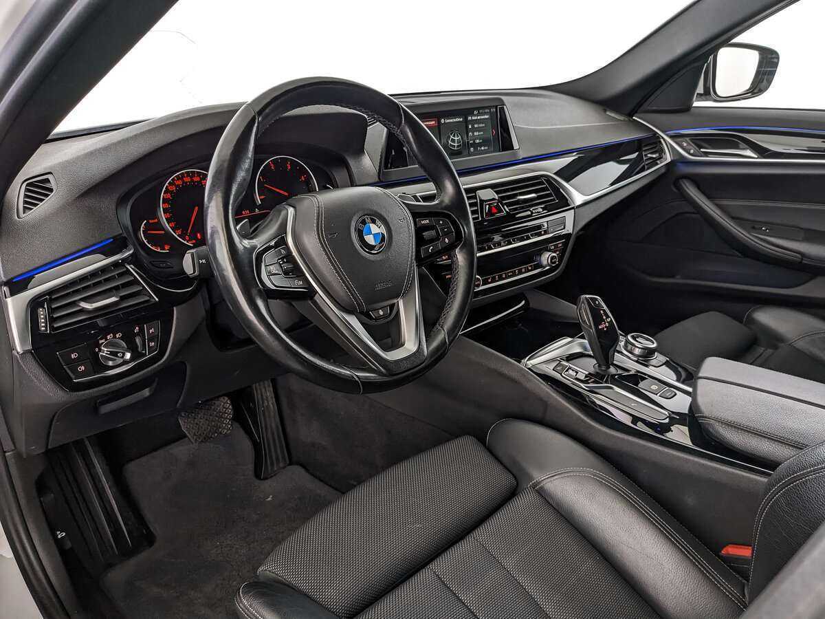 Купить BMW 5 серии, 2017, 141 423 км.. Фото: #10