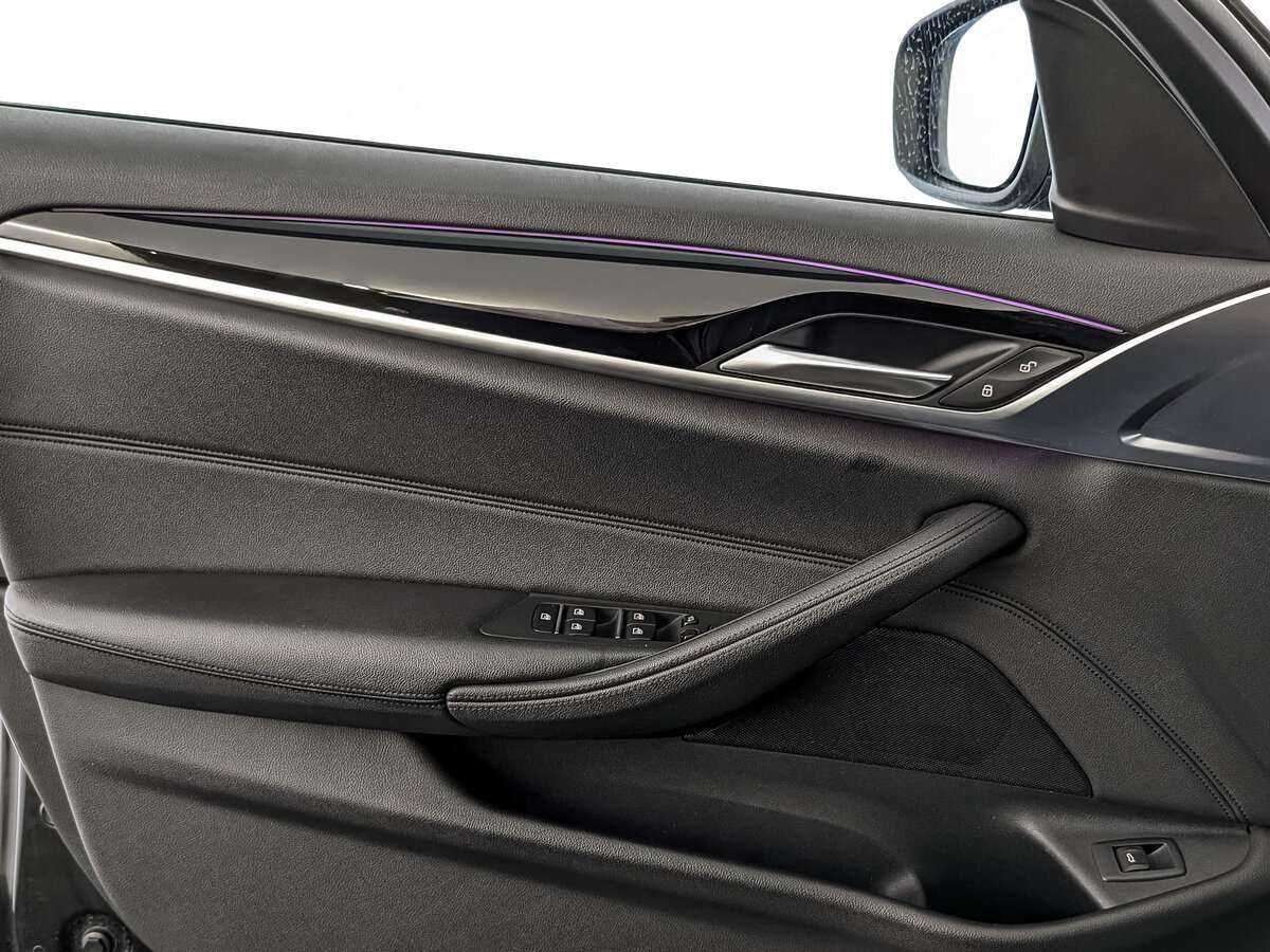Купить BMW 5 серии, 2017, 178 791 км.. Фото: #14