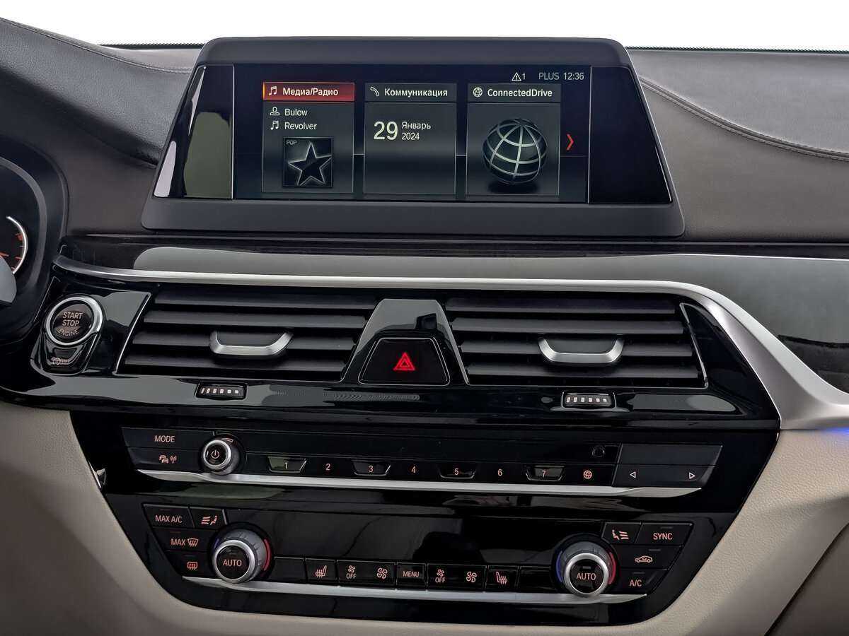 Купить BMW 5 серии, 2017, 114 874 км.. Фото: #12