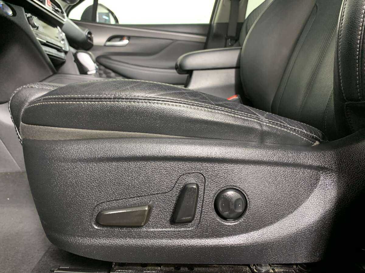 Купить Hyundai Santa Fe, 2018, 133 979 км.. Фото: #13