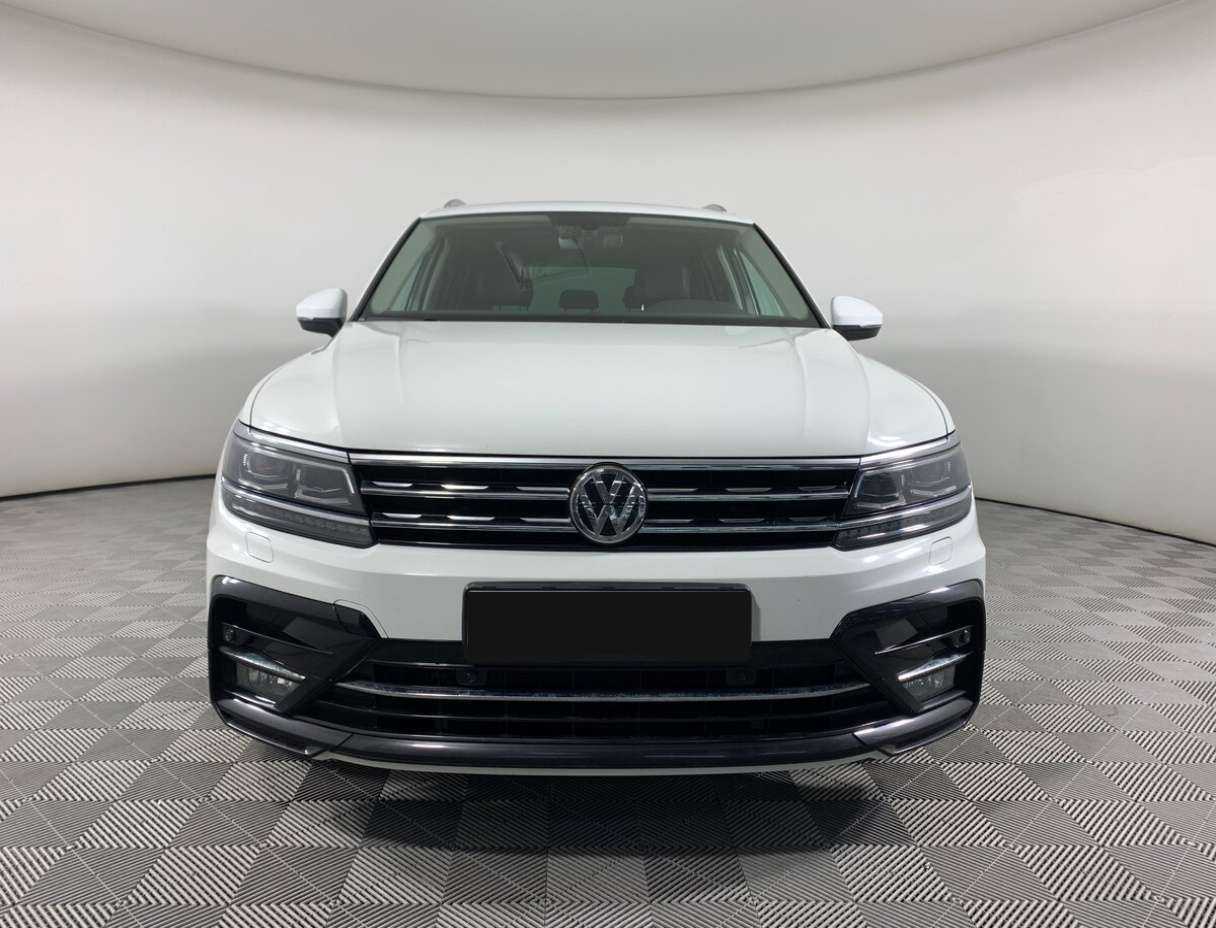 Купить Volkswagen Tiguan, 2018, 99 995 км.. Фото: #1