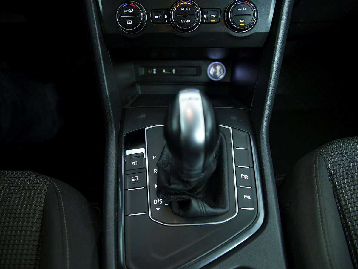 Купить Volkswagen Tiguan, 2017, 85 680 км.. Фото: #16