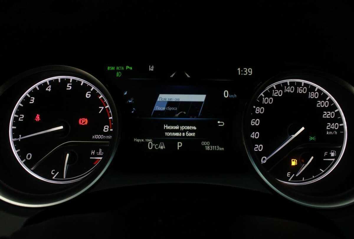 Купить Toyota Camry, 2020, 183 000 км.. Фото: #9