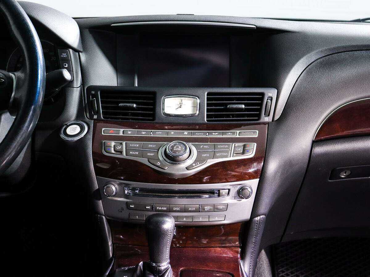 Купить Infiniti Q70, 2014, 115 637 км.. Фото: #7