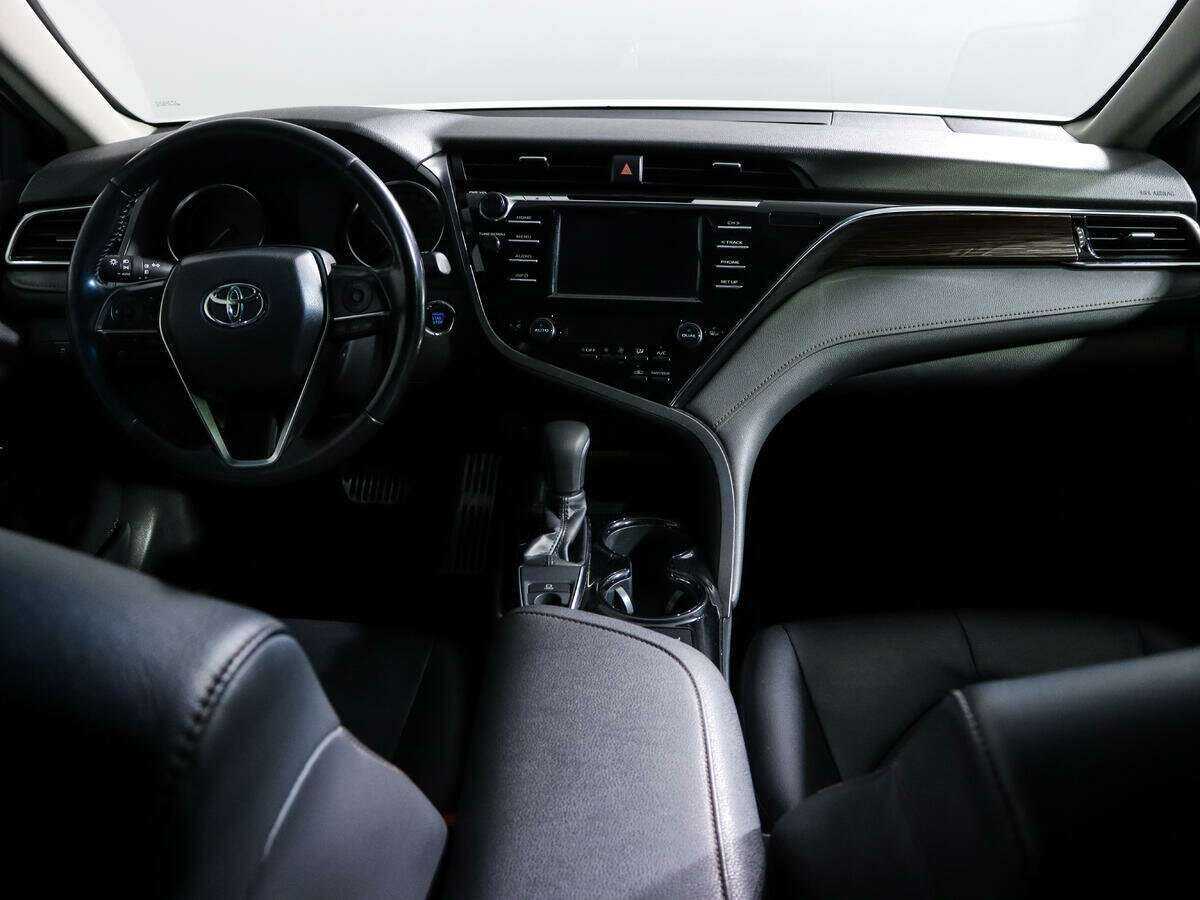 Купить Toyota Camry, 2019, 102 348 км.. Фото: #9