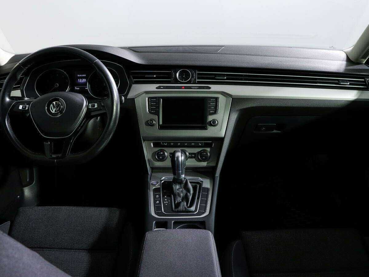 Купить Volkswagen Passat, 2015, 77 500 км.. Фото: #11