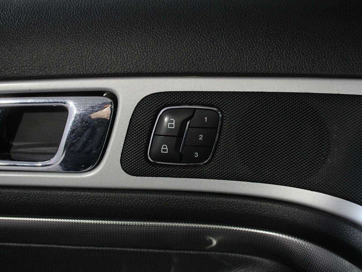 Купить Ford Explorer, 2013, 150 300 км.. Фото: #16