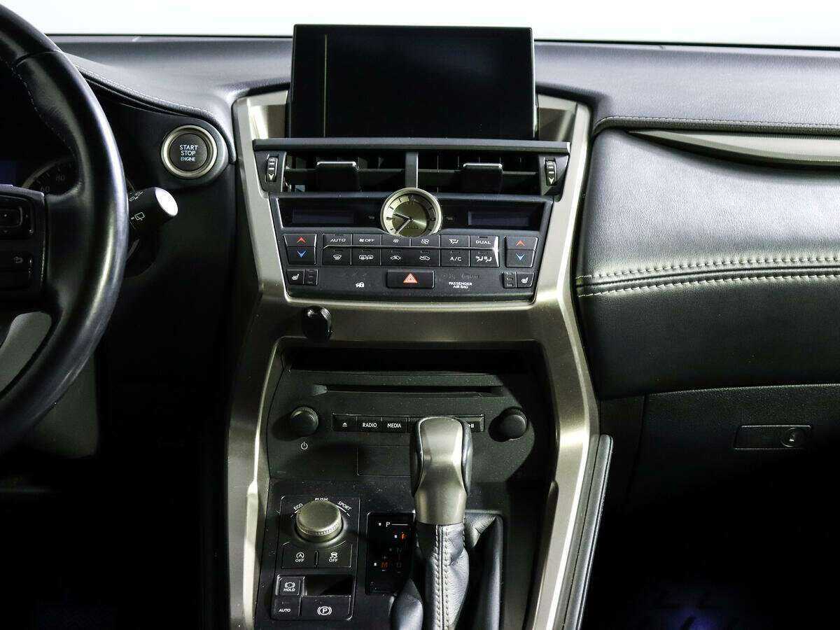 Купить Lexus NX, 2017, 62 370 км.. Фото: #10