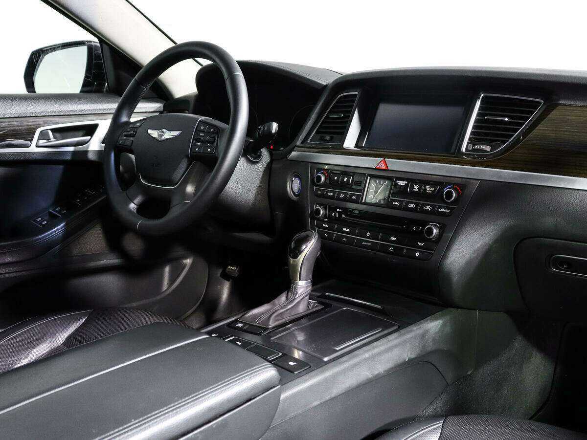 Купить Hyundai Genesis, 2014, 223 227 км.. Фото: #7