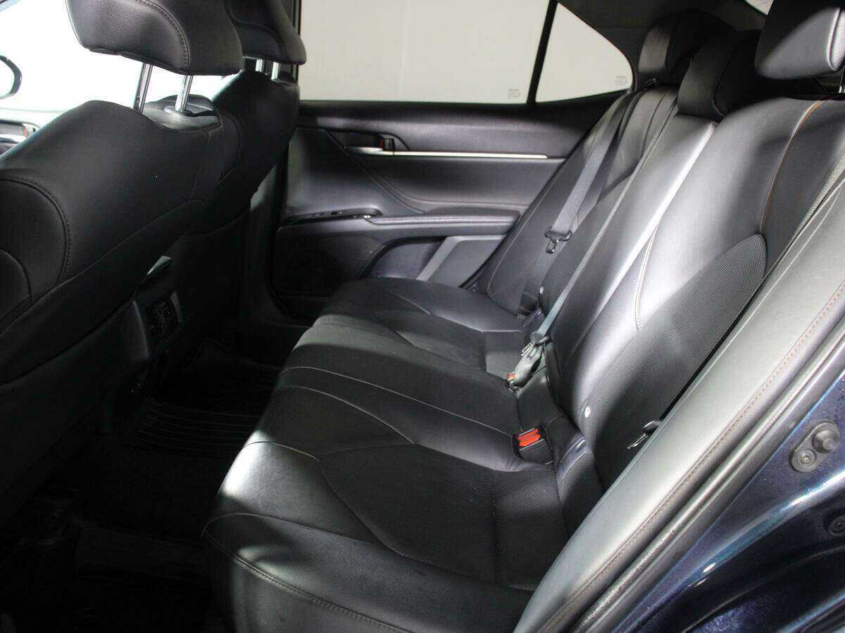 Купить Toyota Camry, 2018, 105 000 км.. Фото: #6