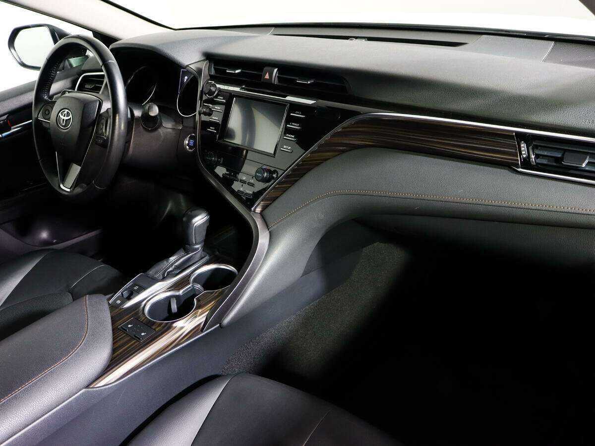 Купить Toyota Camry, 2018, 76 150 км.. Фото: #8