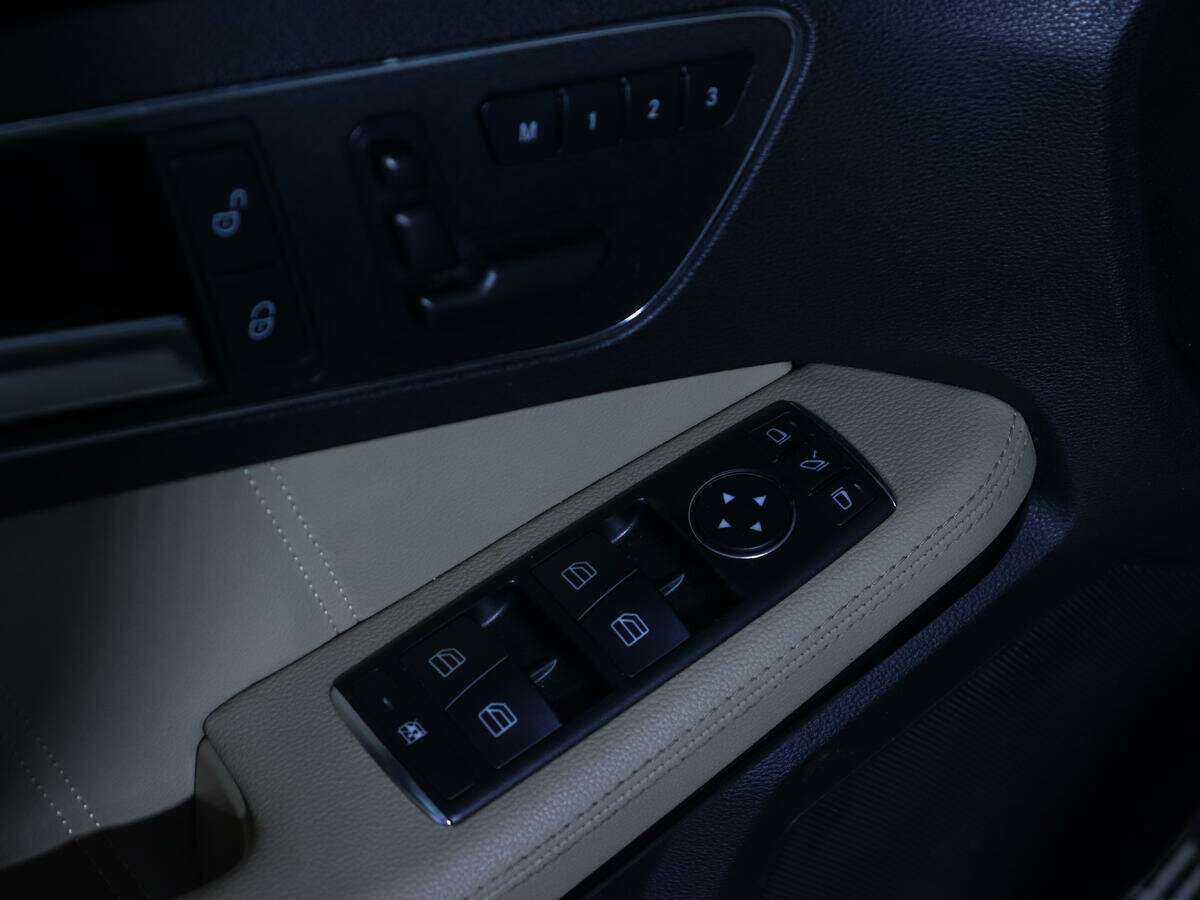 Купить Mercedes-Benz E-Класс, 2012, 181 641 км.. Фото: #14