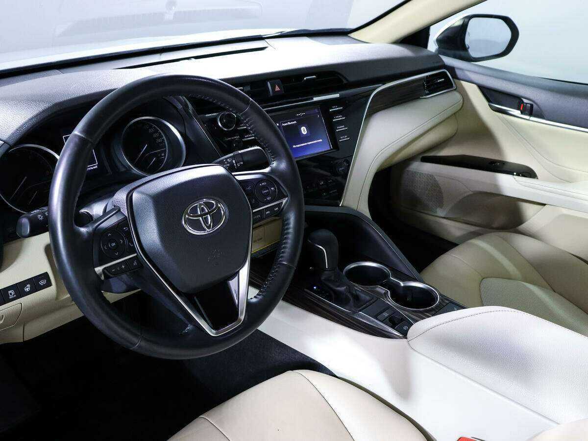 Купить Toyota Camry, 2020, 90 000 км.. Фото: #10