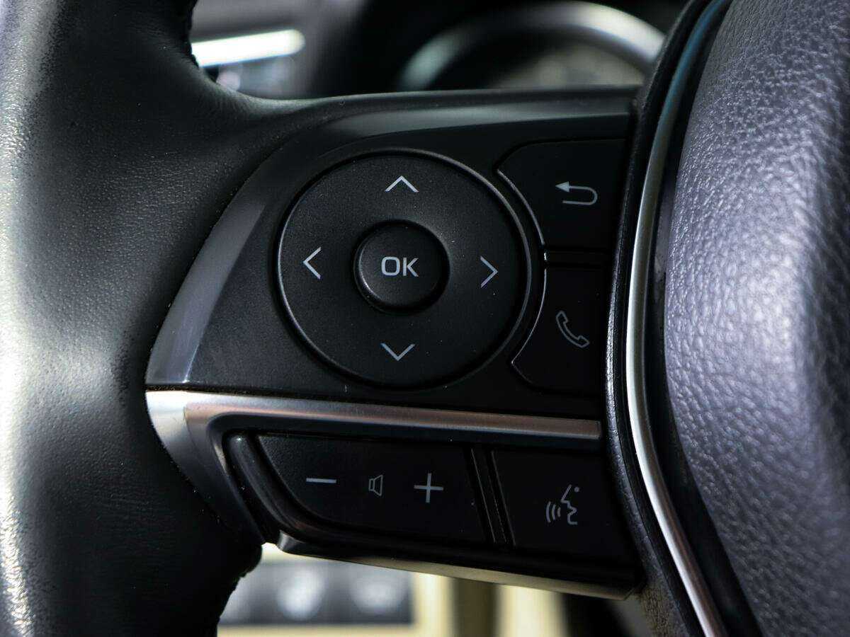 Купить Toyota Camry, 2020, 90 000 км.. Фото: #17