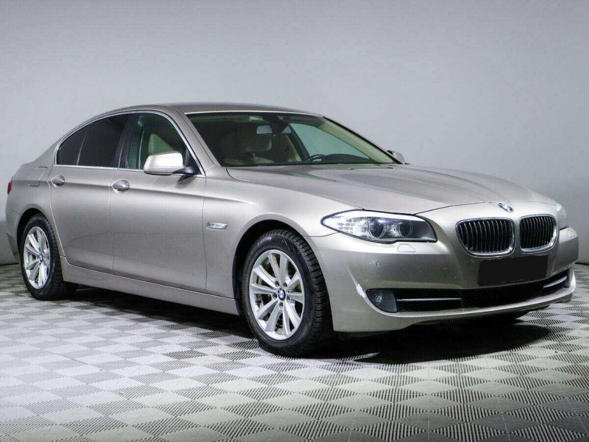 Купить BMW 5 серии, 2012, 118 777 км.. Фото: #2
