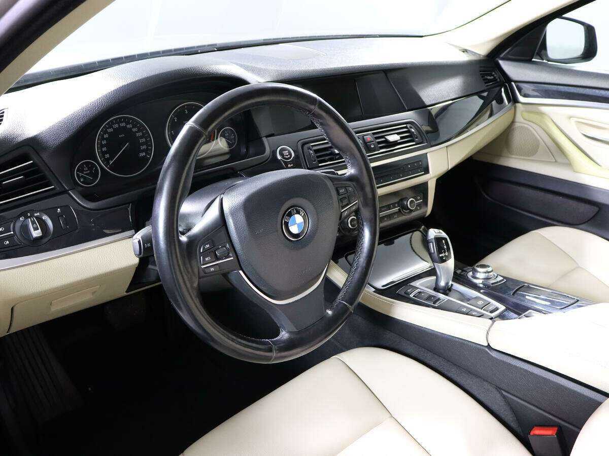 Купить BMW 5 серии, 2012, 118 777 км.. Фото: #10