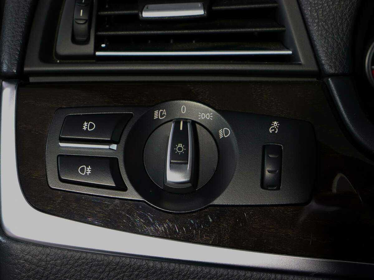 Купить BMW 5 серии, 2015, 159 870 км.. Фото: #15