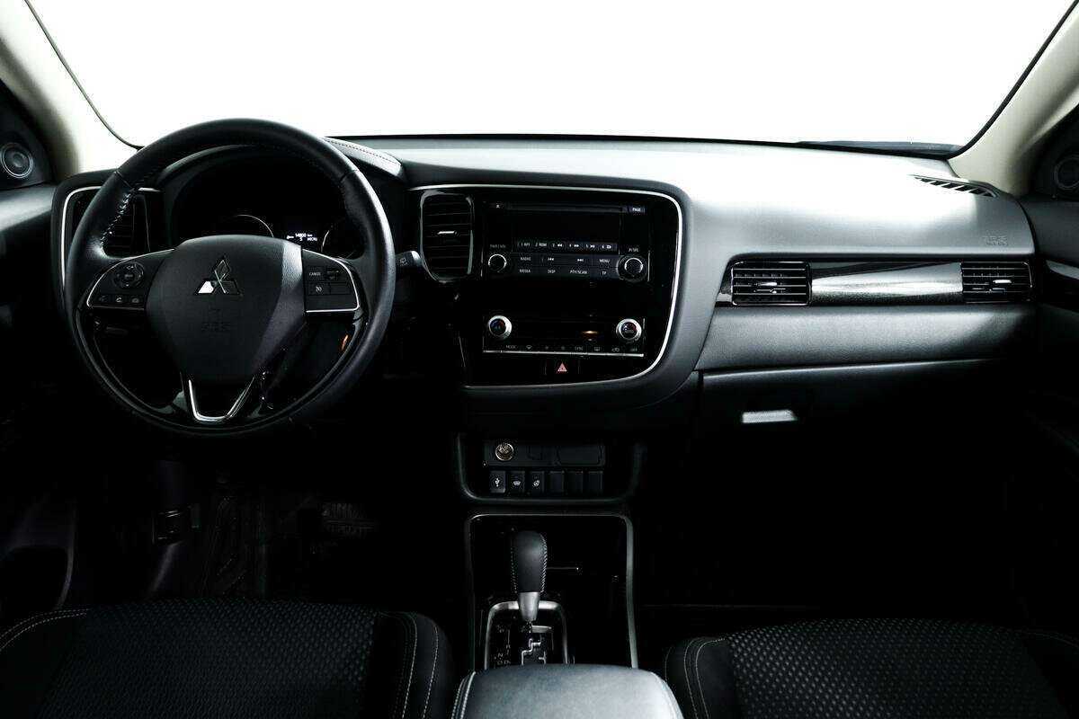Купить Mitsubishi Outlander, 2020, 7 842 км.. Фото: #10