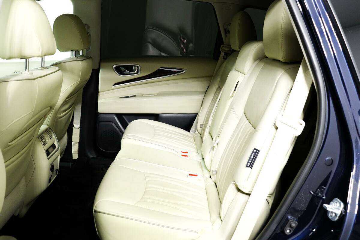 Купить Infiniti QX60, 2018, 72 834 км.. Фото: #11