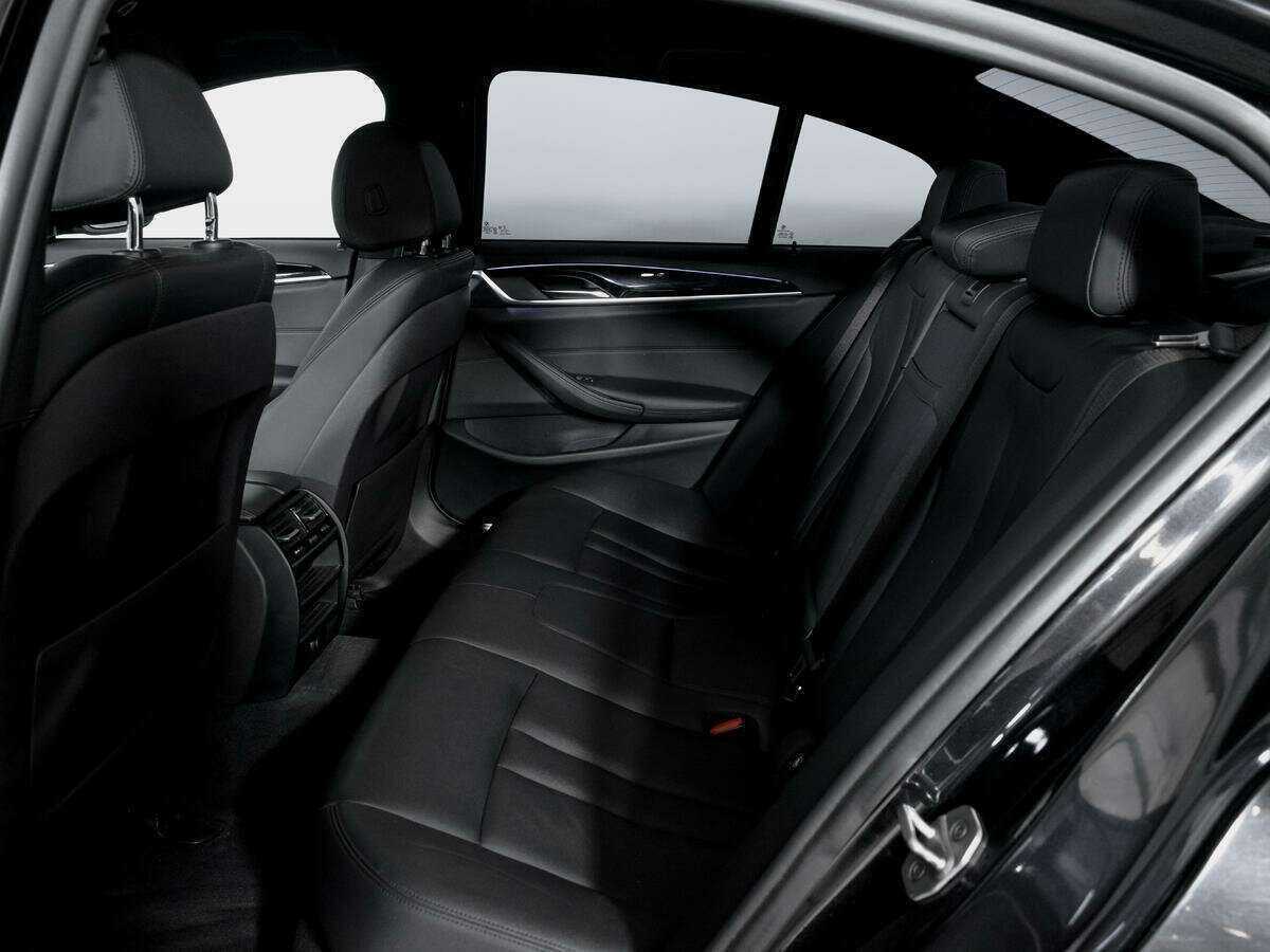 Купить BMW 5 серии, 2017, 132 520 км.. Фото: #9