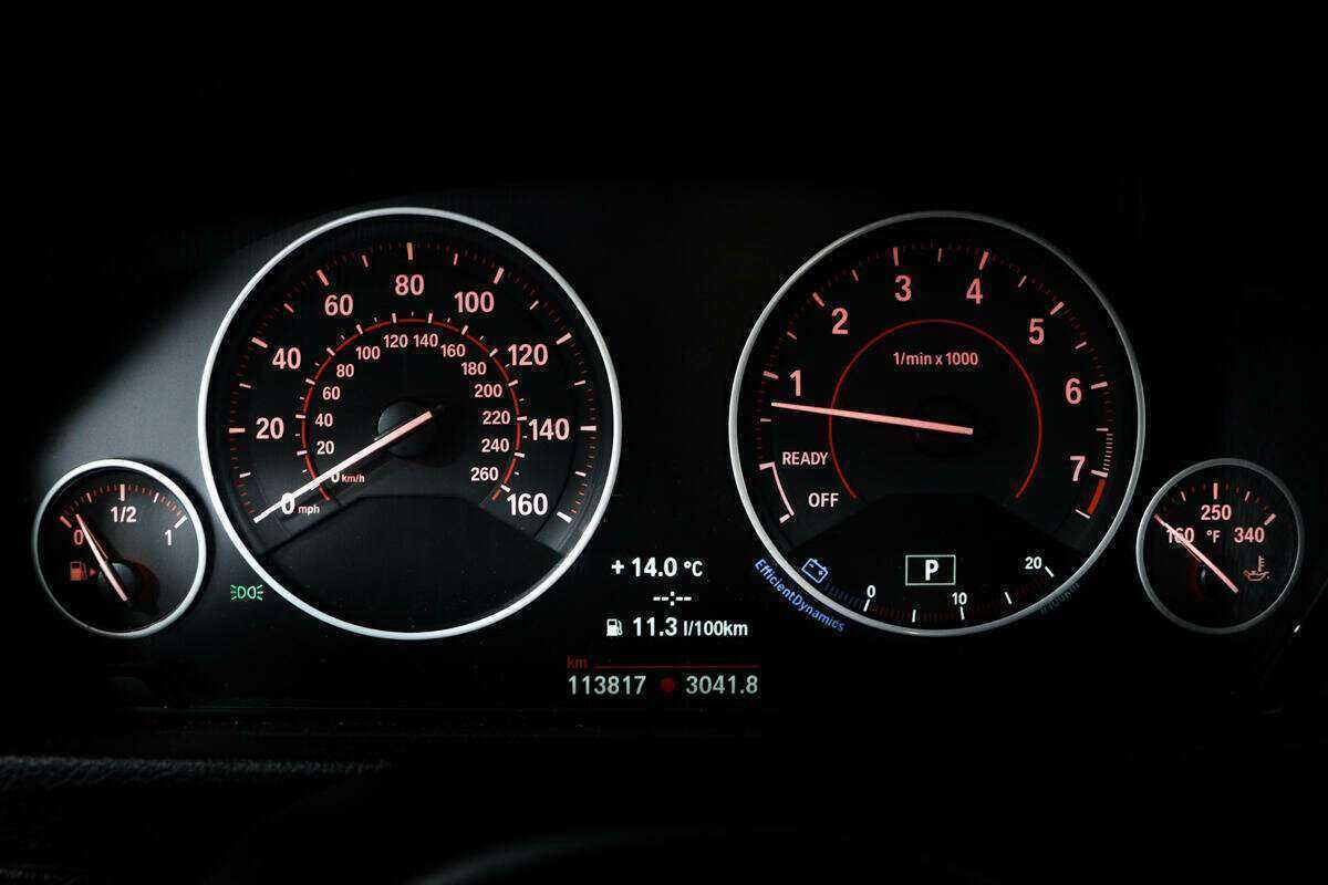 Купить BMW 3 серии, 2016, 113 816 км.. Фото: #8