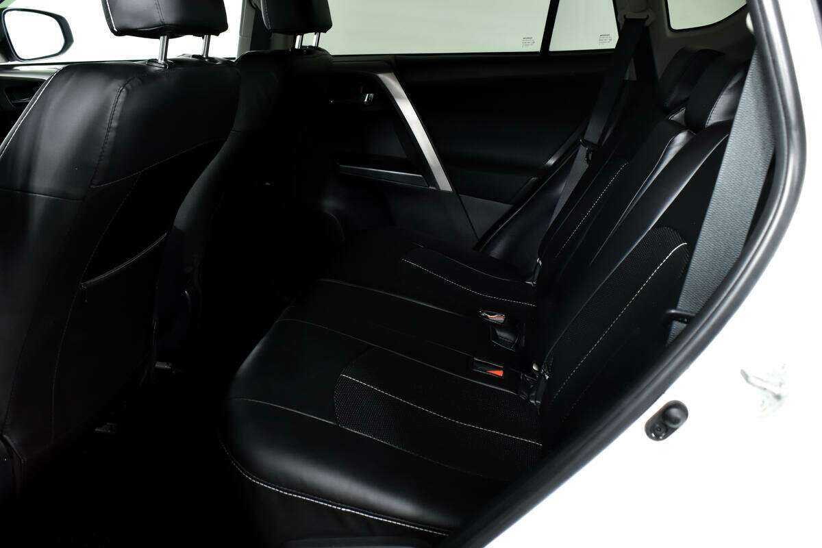 Купить Toyota RAV4, 2018, 112 738 км.. Фото: #11