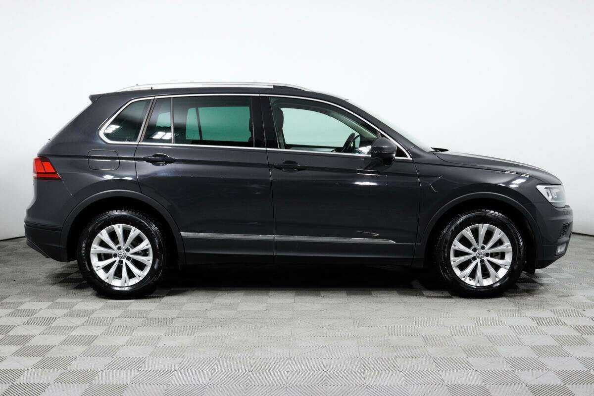 Купить Volkswagen Tiguan, 2017, 71 684 км.. Фото: #3