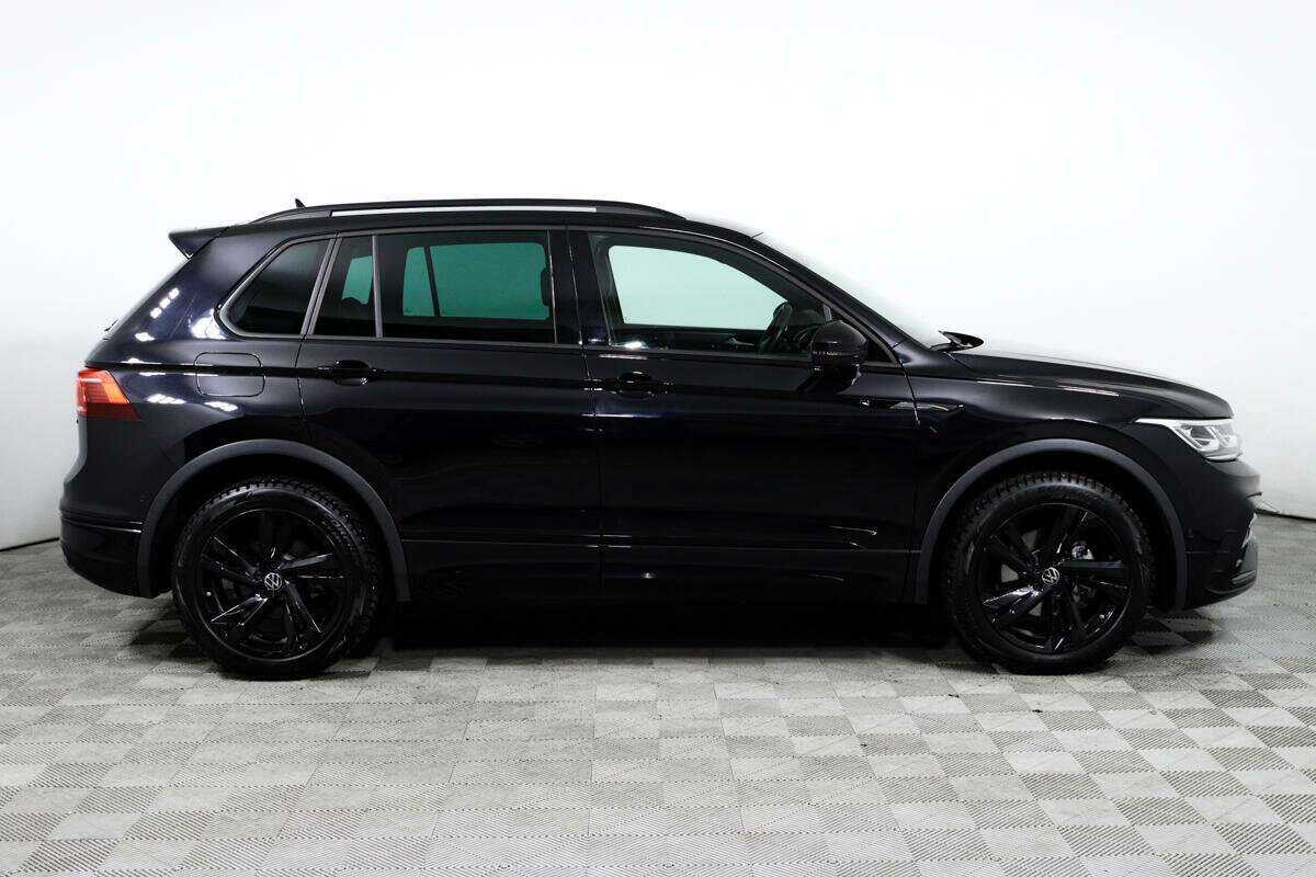 Купить Volkswagen Tiguan, 2021, 11 202 км.. Фото: #3