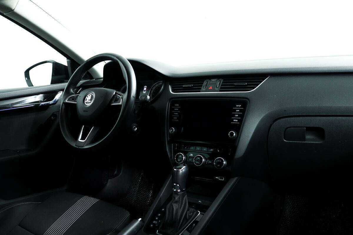 Купить Skoda Octavia, 2018, 135 479 км.. Фото: #8