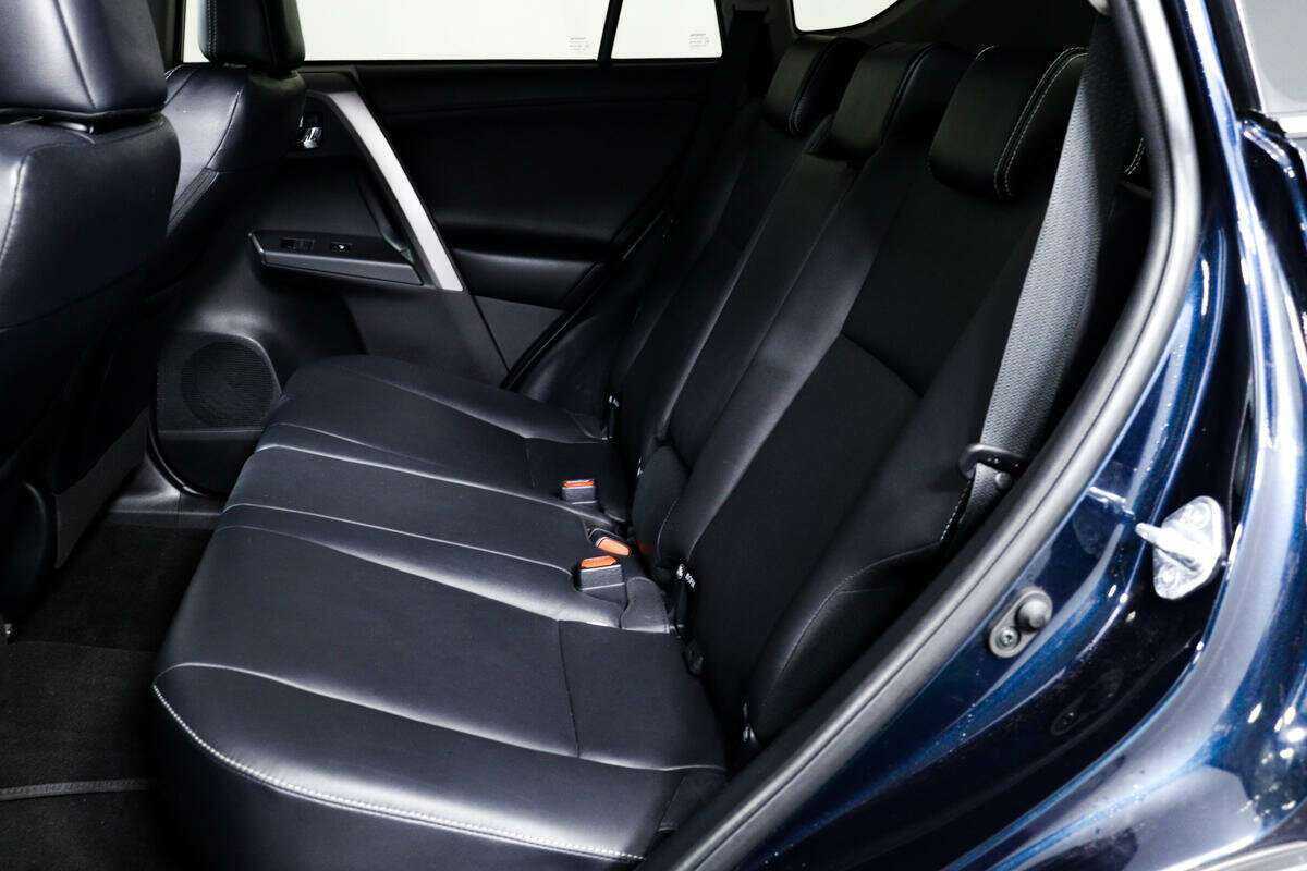 Купить Toyota RAV4, 2019, 98 700 км.. Фото: #11