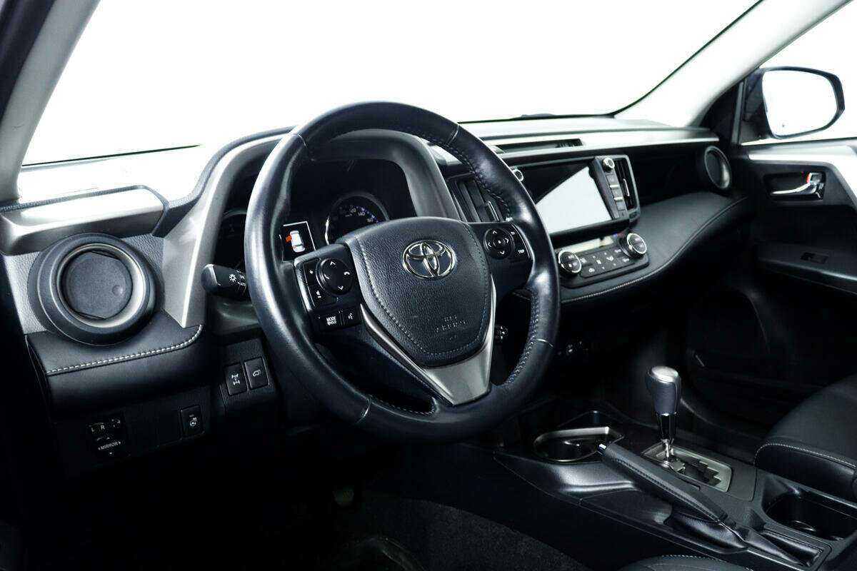 Купить Toyota RAV4, 2019, 98 700 км.. Фото: #12