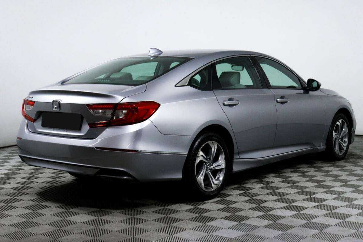 Купить Honda Accord, 2018, 43 200 км.. Фото: #4