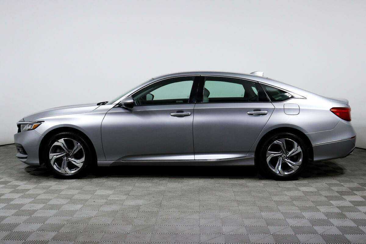 Купить Honda Accord, 2018, 43 200 км.. Фото: #7