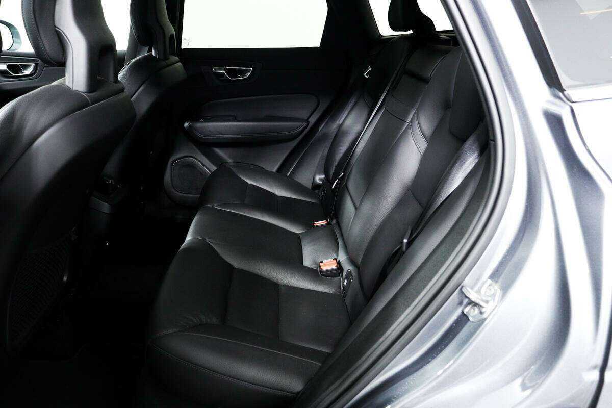 Купить Volvo XC60, 2018, 76 600 км.. Фото: #11