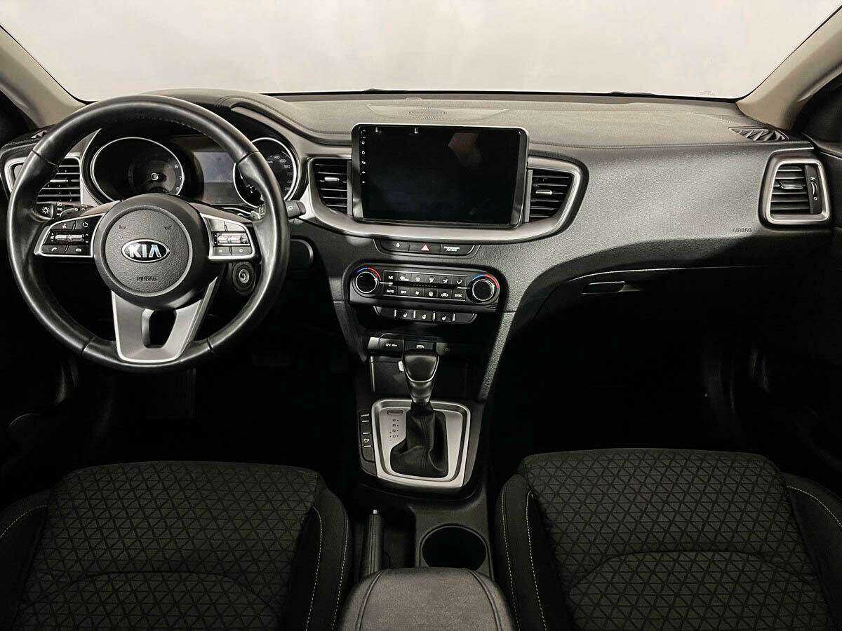 Купить Kia Ceed, 2020, 28 397 км.. Фото: #9